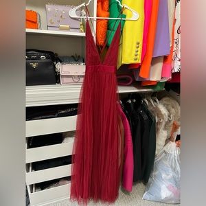 Beautiful dress for sale.This dress is perfect for prom or Valentine’s day.Enjoy